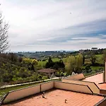 Apartment Casa Il Glicine A Due Passi Dal Centro Siena