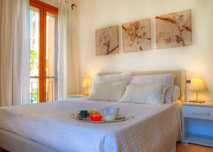 Casa Il Glicine A Due Passi Dal Centro Διαμέρισμα